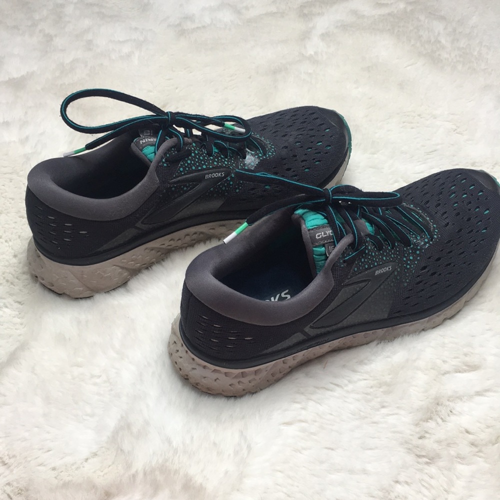 Brooks Glycerine Size 9